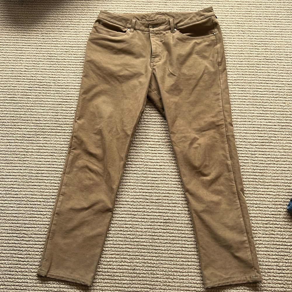 Lululemon Men’s ABC Classic-Fit 5 Pocket Pant 32"L
Utilitech; Artitect; 36 waist